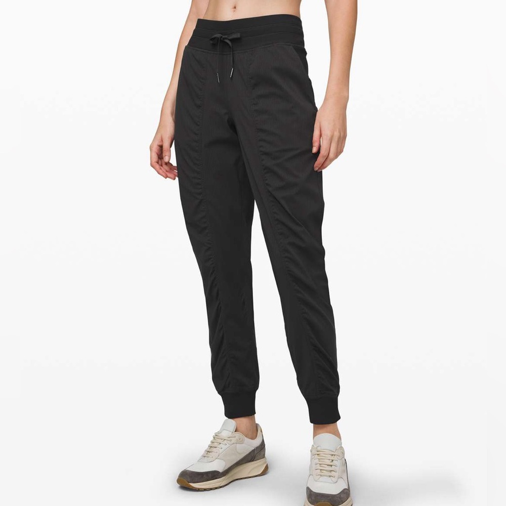 Lululemon dance studio joggers